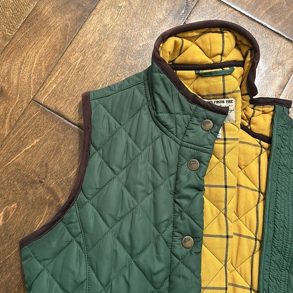 Joules Green Quilted Vest with Yellow Lining - Picture 7 of 7